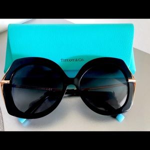 Oversized Tiffany & Co. Sunglasses